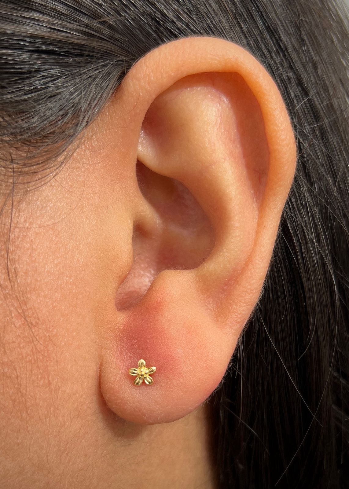 Topos unidad flor 0.35gr / Largo 0.4cm / Oro Amarillo Nac M