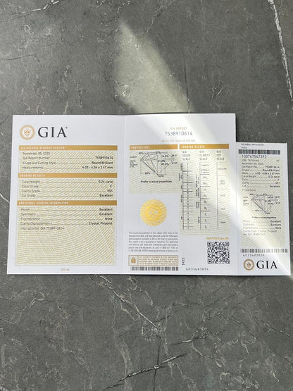 Diamante blanco 24pts  (Joya) B