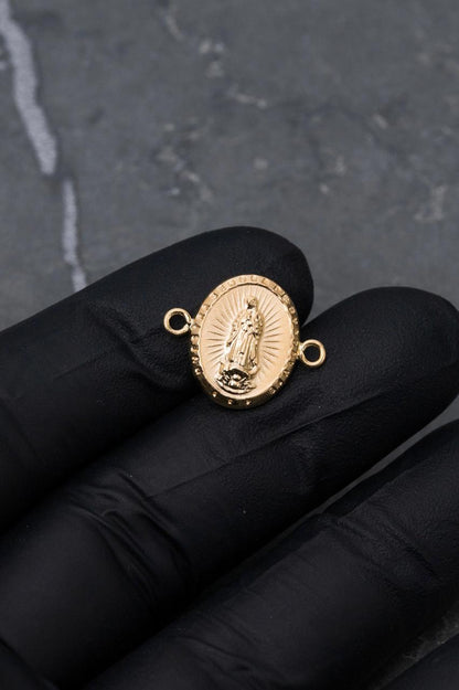 Herraje virgen de guadalupe 0.9gr / Largo 1.8cm / Oro Amarillo Nac B