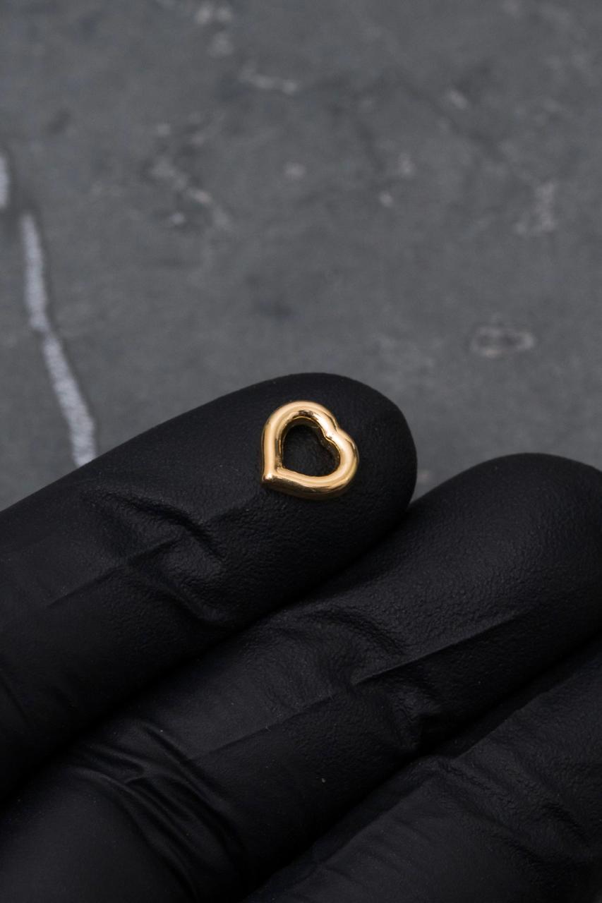 Herraje corazon 0.25gr / Largo 0.8cm / Oro Amarillo Nac B