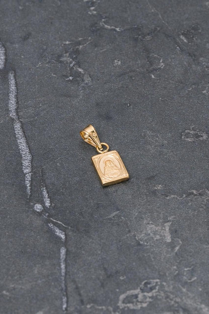 Dije virgen deL carmen 0.4gr / Largo 1.6cm — Oro Amarillo