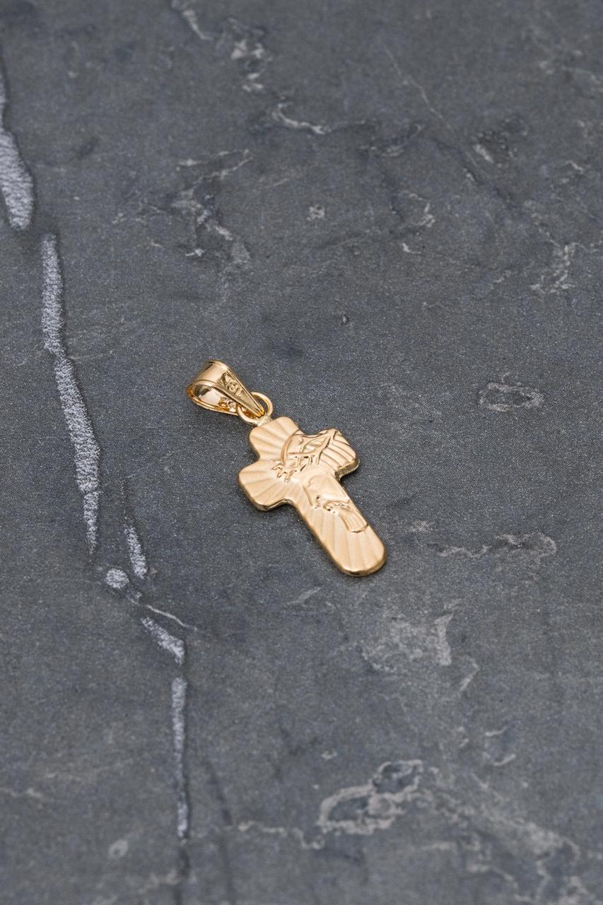 Dije cruz con cristo 0.75gr / Largo 2.6cm — Oro Amarillo