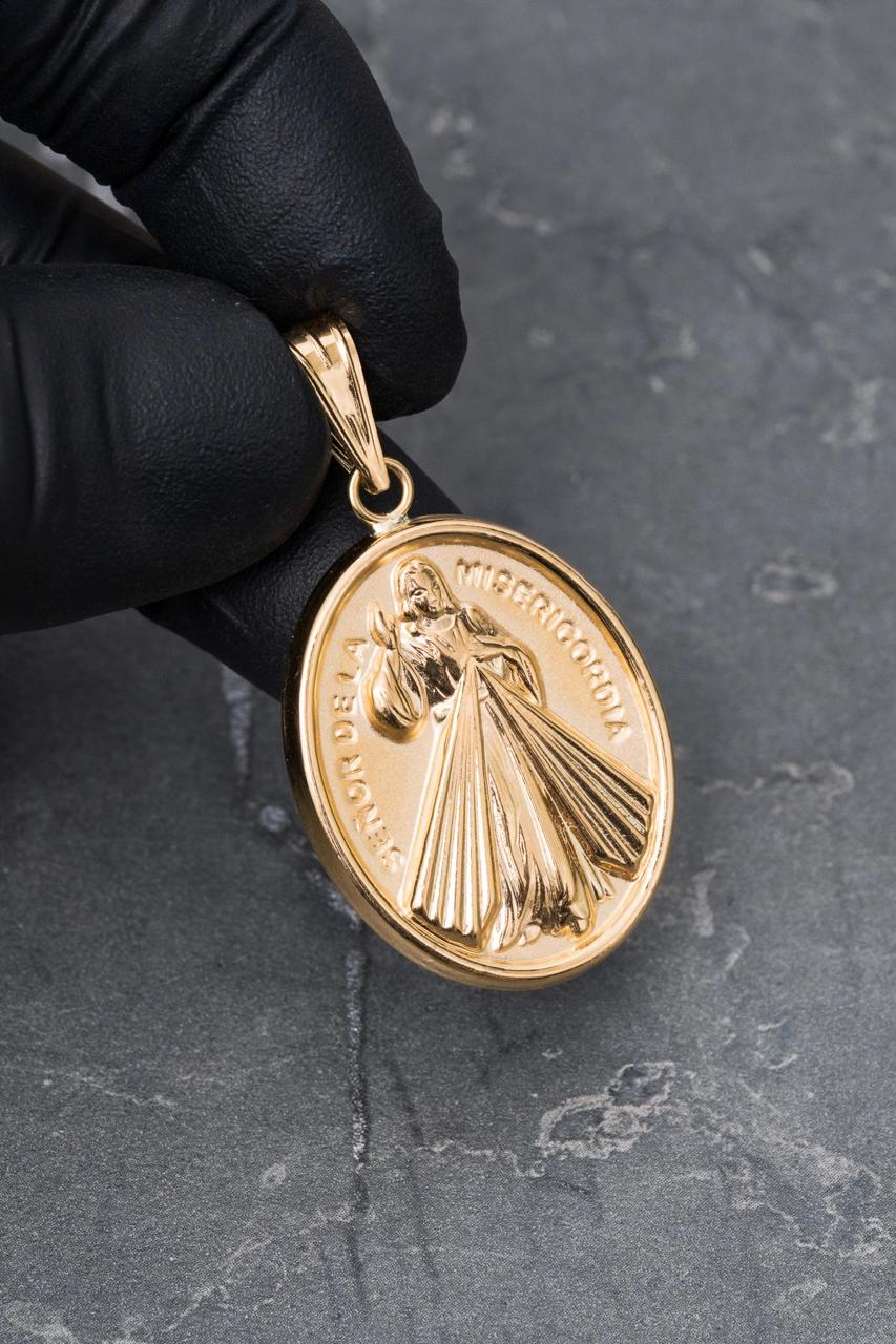 Dije señor de la misericordia 4.7gr / Largo 4.4cm / Oro Amarillo Nac B