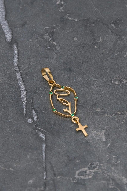 Dije virgen con swarovski verde 1.25gr / Largo 3.5cm / Oro Amarillo Nac B