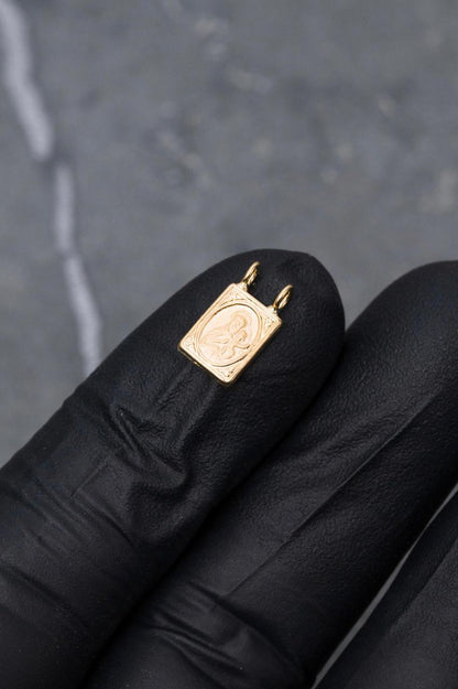 Herraje virgen deL carmen 0.35gr / Largo 0.6cm / Oro Amarillo Nac M