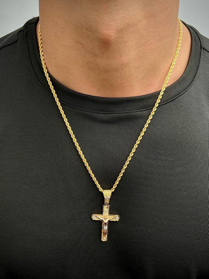 Dije cruz con cristo y swarovski blanco 9.1gr / Largo 5.6cm / Tres Oros Nac B