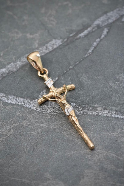 Dije cruz con cristo 2.35gr / Largo 4.2cm — Oro Amarillo
