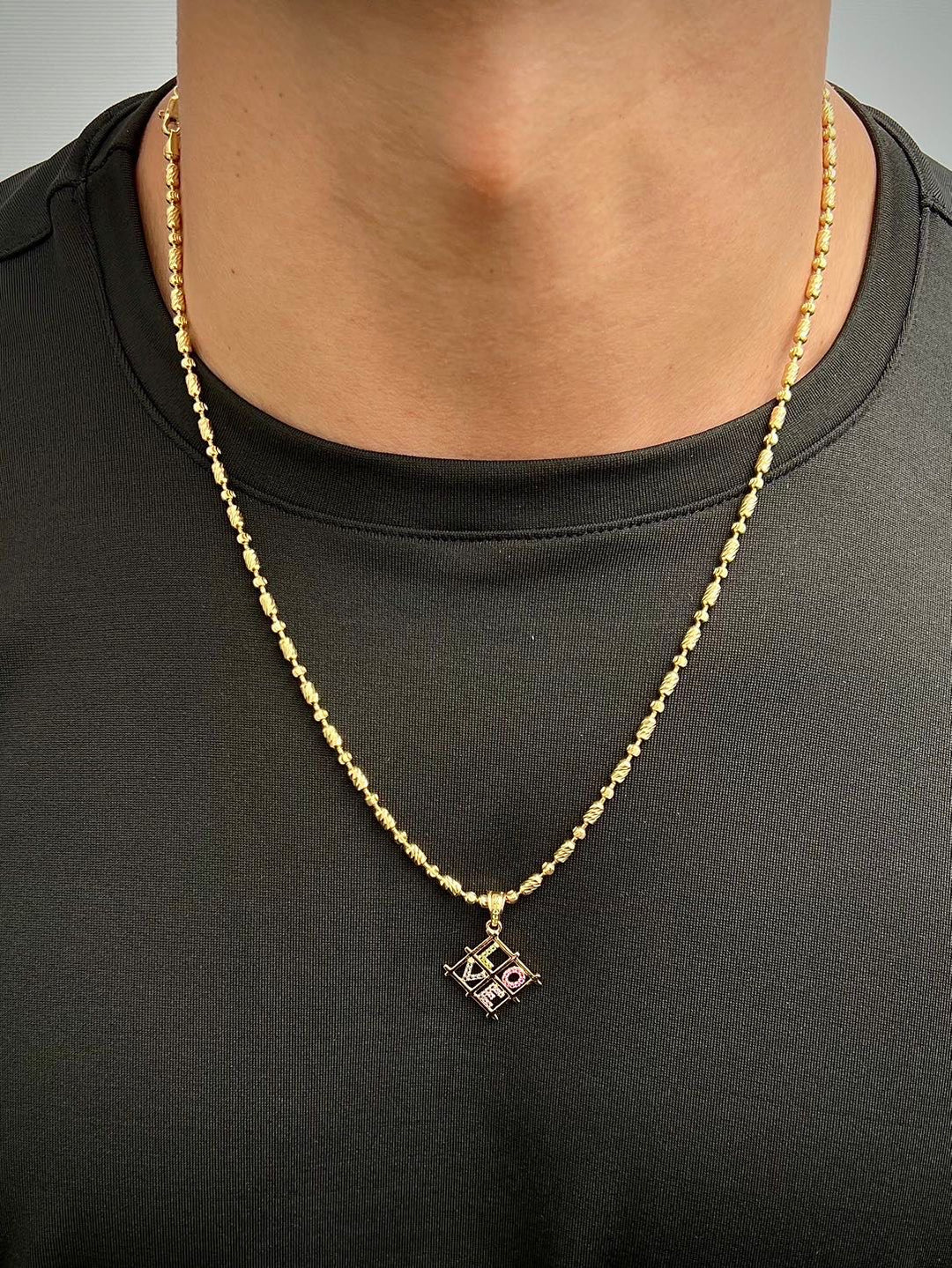Dije love con swarovski multicolor 2.1gr / Largo 2.9cm — Oro Amarillo