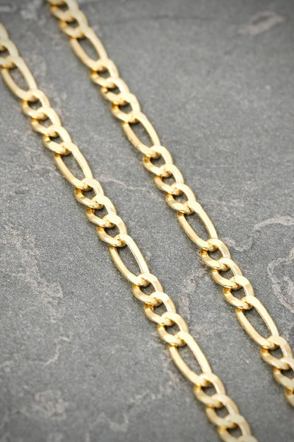 Cadena Figaro 5.55gr / 60cm / 3.3mm — Oro Amarillo