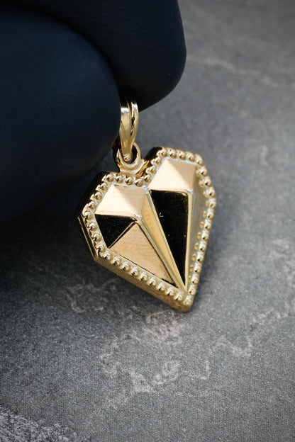 Dije Corazon 1.2gr / 2.1cm / 14.8mm — Oro Amarillo