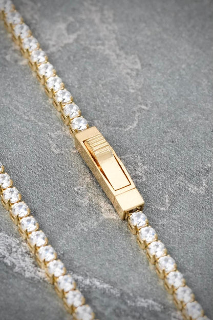 Pulso Tenis con Swarovski Blanco 2.45gr / 17cm / 1.8mm — Oro Amarillo