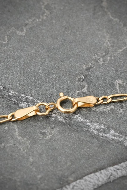 Cadena Figaro 1.55gr / 50cm / 1.9mm — Oro Amarillo