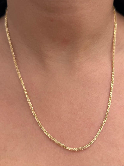 Cadena Franco 4.9gr / 45cm / 2.4mm — Oro Amarillo