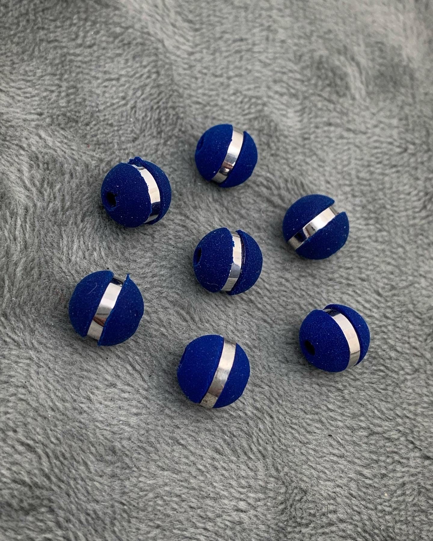 Neoros azules 8mm 1 raya Oro Blanco (Joya) B