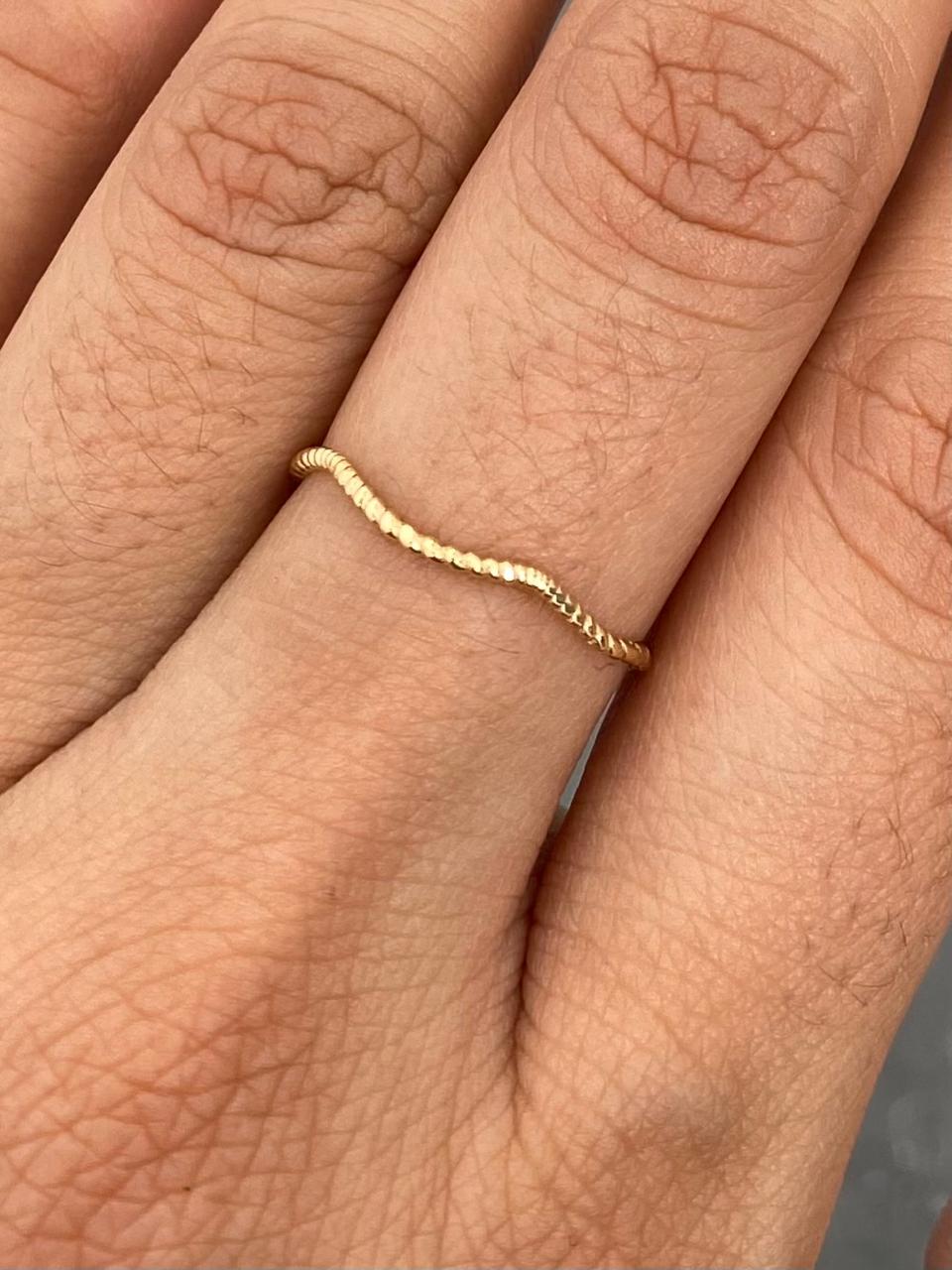 Anillo  0.6gr / Talla 7 / Oro Amarillo Nac B