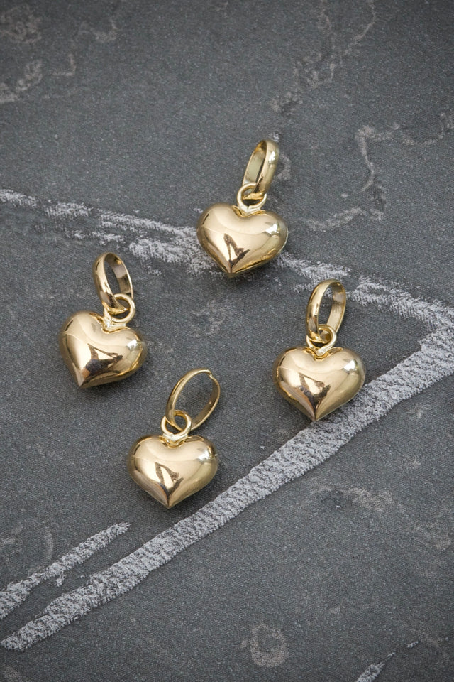 Dije de corazon liso 0.35gr / Largo 1.3cm — Oro Amarillo
