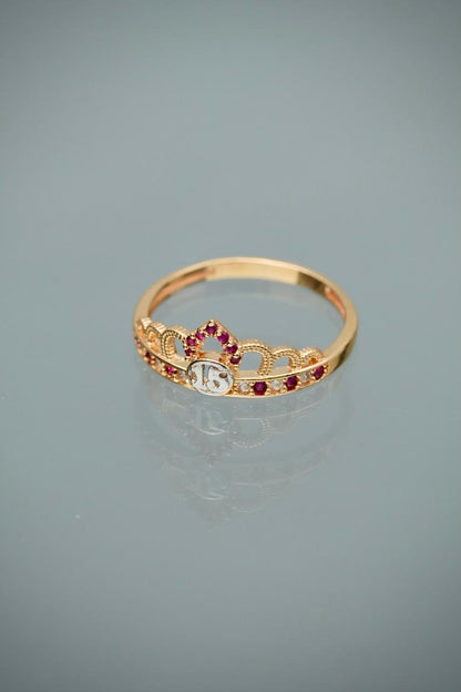 Anillo 15s con swarovskis fucsia 2.1gr / Talla 7 1/2 — Oro Amarillo