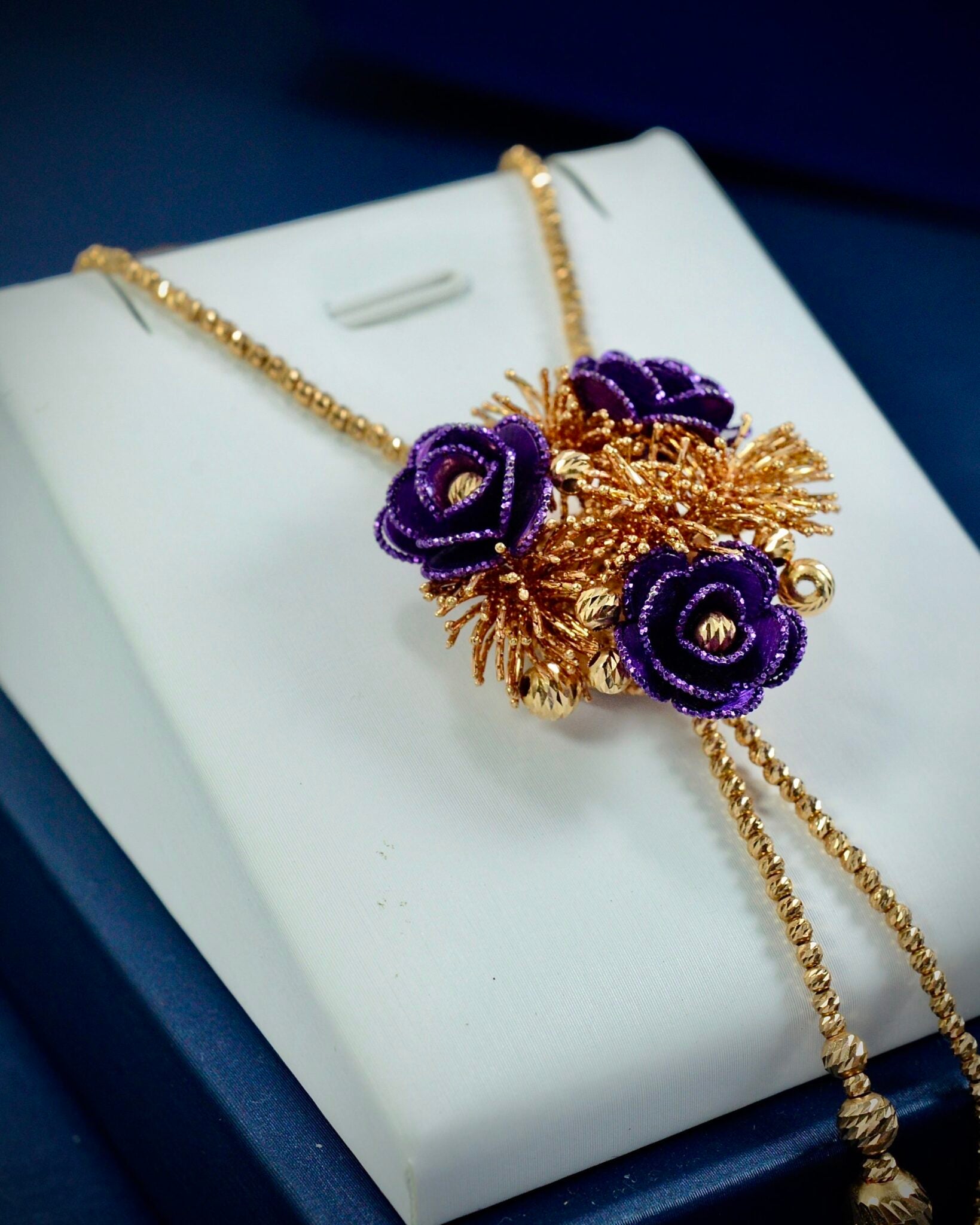 Cadena militar con dije de flor 20.85gr / Largo 45cm / Oro Amarillo italy +3*