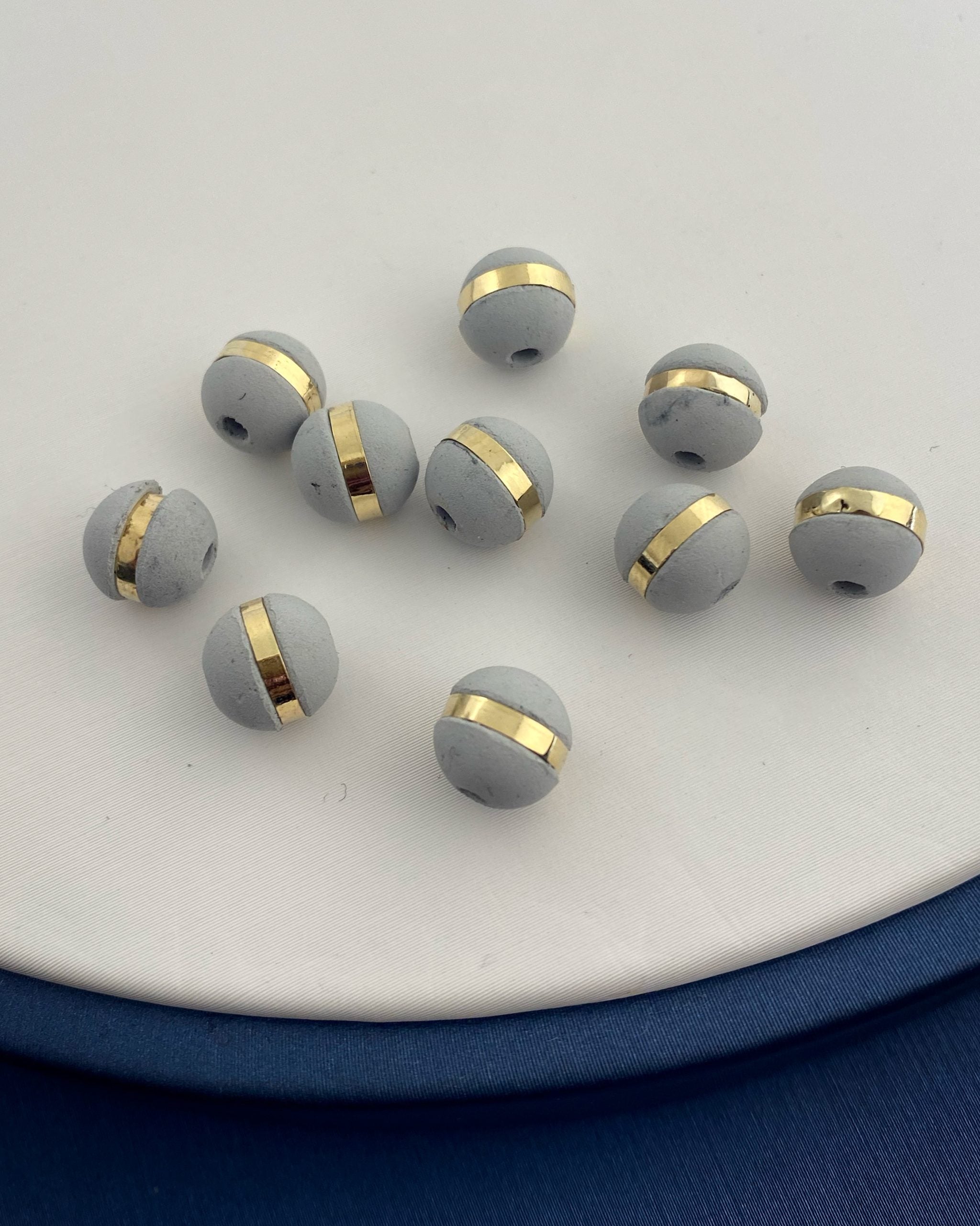 Neoros grises 8mm 1 raya Oro Amarillo (Joya) B