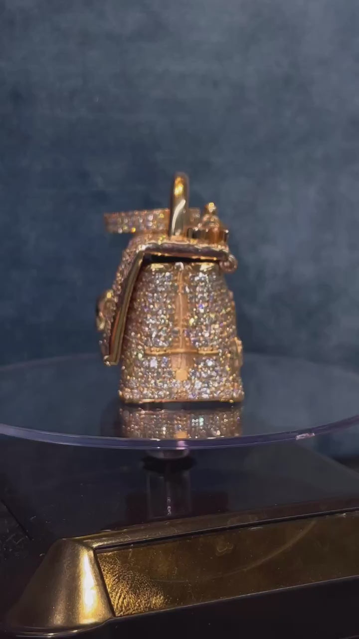 Cargar video: Bracarli es la elección de los grandes artistas de Colombia y el mundo. Nuestras creaciones han acompañado a estrellas del reggaetón, trap, pop y más géneros en sus presentaciones más importantes.
