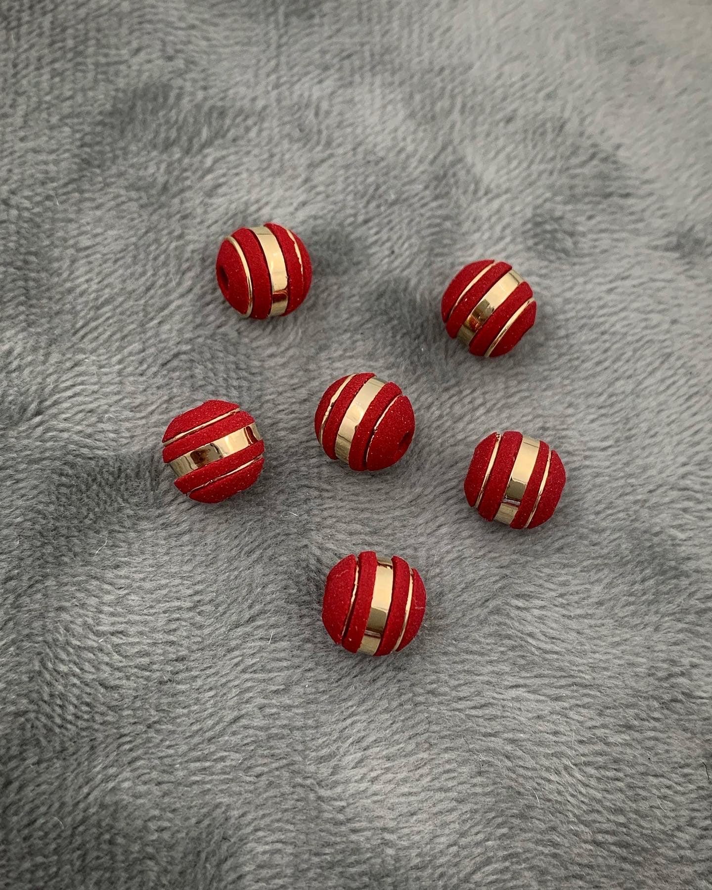 Neoros rojos 8mm 3 rayas Oro Amarillo (Joya) B
