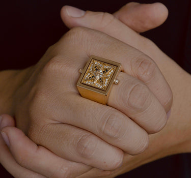 Anillo de brujula con 75pts 30.1gr Talla: 12 3/4 / Oro Rosado (Joya) M